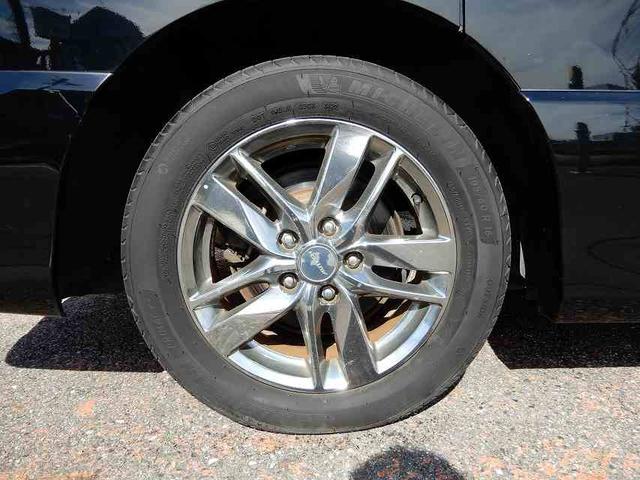 セレナ ライダー　ブラックライン　Ｓ－ハイブリッド　禁煙車　スマートキー　プッシュスタート　アイドリングストップ　両側パワースライドドア　８インチＨＤＤナビ　フルセグ　ＣＤ　ＤＶＤ　Ｂｌｕｅｔｏｏｔｈ　バックカメラ　フリップダウンモニター　ＥＴＣ（21枚目）