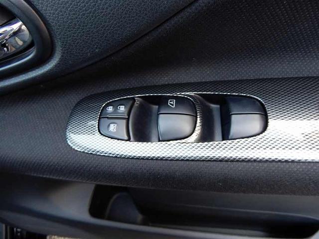 セレナ ライダー　ブラックライン　Ｓ－ハイブリッド　禁煙車　スマートキー　プッシュスタート　アイドリングストップ　両側パワースライドドア　８インチＨＤＤナビ　フルセグ　ＣＤ　ＤＶＤ　Ｂｌｕｅｔｏｏｔｈ　バックカメラ　フリップダウンモニター　ＥＴＣ（46枚目）