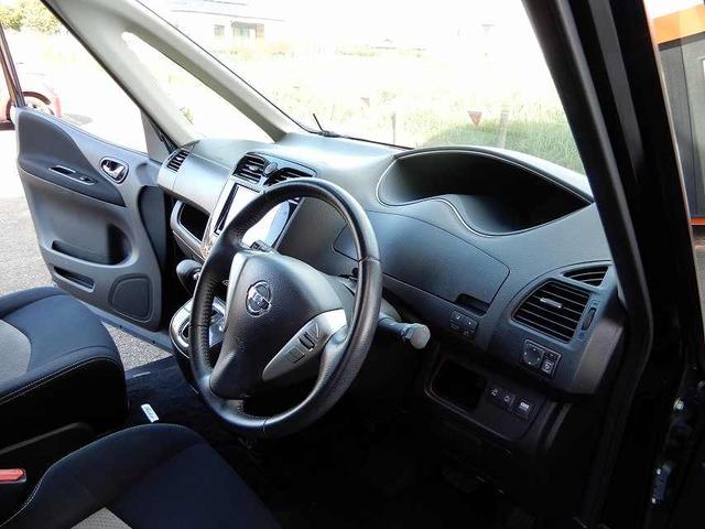 セレナ ライダー　ブラックライン　Ｓ－ハイブリッド　禁煙車　スマートキー　プッシュスタート　アイドリングストップ　両側パワースライドドア　８インチＨＤＤナビ　フルセグ　ＣＤ　ＤＶＤ　Ｂｌｕｅｔｏｏｔｈ　バックカメラ　フリップダウンモニター　ＥＴＣ（47枚目）