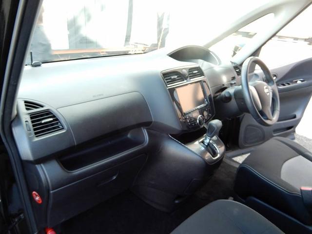 セレナ ライダー　ブラックライン　Ｓ－ハイブリッド　禁煙車　スマートキー　プッシュスタート　アイドリングストップ　両側パワースライドドア　８インチＨＤＤナビ　フルセグ　ＣＤ　ＤＶＤ　Ｂｌｕｅｔｏｏｔｈ　バックカメラ　フリップダウンモニター　ＥＴＣ（48枚目）