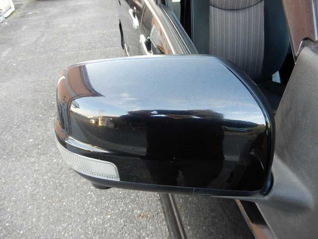 セレナ ハイウェイスターＳ－ＨＶアドバンスドセーフティパック　禁煙車　スマートキー　プッシュスタート　アイドリングストップ　両側パワースライドドア　アラウンドビューモニター　フリップダウンモニター　ＨＤＤナビ　フルセグ　ＣＤ　ＤＶＤ　ＥＴＣ（12枚目）