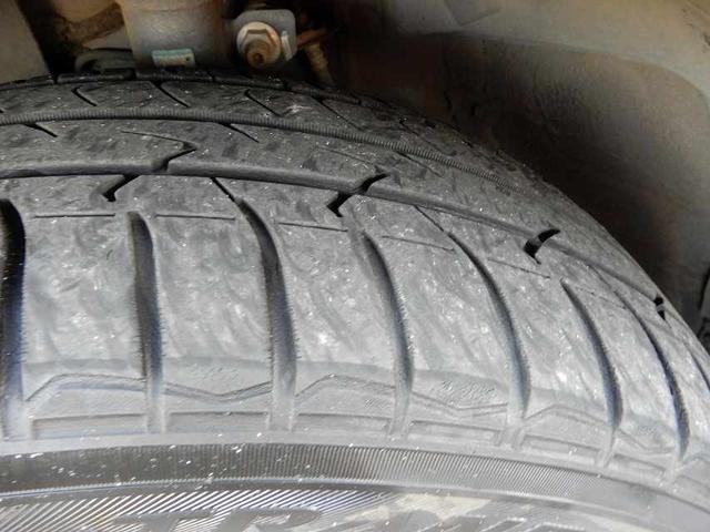 セレナ ハイウェイスターＳ－ＨＶアドバンスドセーフティパック　禁煙車　スマートキー　プッシュスタート　アイドリングストップ　両側パワースライドドア　アラウンドビューモニター　フリップダウンモニター　ＨＤＤナビ　フルセグ　ＣＤ　ＤＶＤ　ＥＴＣ（22枚目）