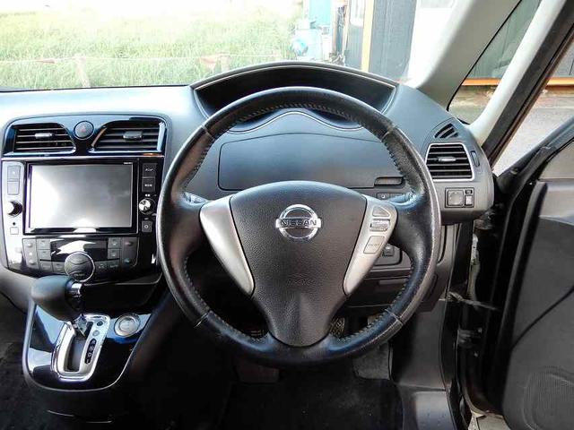 セレナ ハイウェイスターＳ－ＨＶアドバンスドセーフティパック　禁煙車　スマートキー　プッシュスタート　アイドリングストップ　両側パワースライドドア　アラウンドビューモニター　フリップダウンモニター　ＨＤＤナビ　フルセグ　ＣＤ　ＤＶＤ　ＥＴＣ（26枚目）