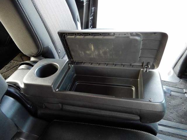 セレナ ハイウェイスターＳ－ＨＶアドバンスドセーフティパック　禁煙車　スマートキー　プッシュスタート　アイドリングストップ　両側パワースライドドア　アラウンドビューモニター　フリップダウンモニター　ＨＤＤナビ　フルセグ　ＣＤ　ＤＶＤ　ＥＴＣ（51枚目）