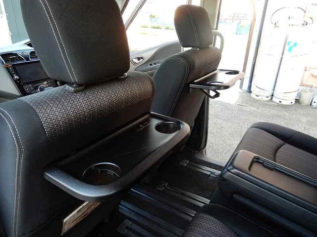 セレナ ハイウェイスターＳ－ＨＶアドバンスドセーフティパック　禁煙車　スマートキー　プッシュスタート　アイドリングストップ　両側パワースライドドア　アラウンドビューモニター　フリップダウンモニター　ＨＤＤナビ　フルセグ　ＣＤ　ＤＶＤ　ＥＴＣ（54枚目）