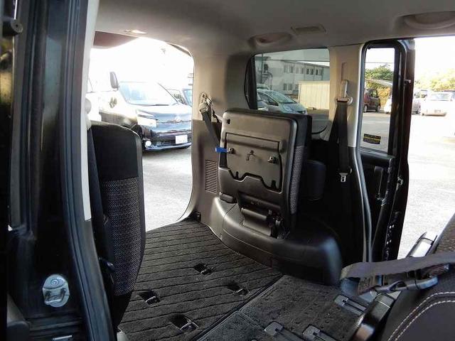 セレナ ハイウェイスターＳ－ＨＶアドバンスドセーフティパック　禁煙車　スマートキー　プッシュスタート　アイドリングストップ　両側パワースライドドア　アラウンドビューモニター　フリップダウンモニター　ＨＤＤナビ　フルセグ　ＣＤ　ＤＶＤ　ＥＴＣ（63枚目）