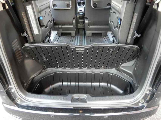 セレナ ハイウェイスターＳ－ＨＶアドバンスドセーフティパック　禁煙車　スマートキー　プッシュスタート　アイドリングストップ　両側パワースライドドア　アラウンドビューモニター　フリップダウンモニター　ＨＤＤナビ　フルセグ　ＣＤ　ＤＶＤ　ＥＴＣ（65枚目）