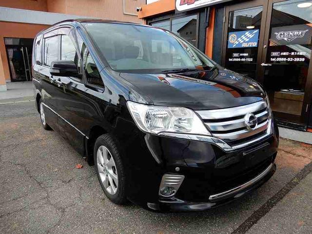 セレナ ハイウェイスター　Ｖセレクション　禁煙車　スマートキー２個　プッシュスタート　両側パワースライドドア　ＨＤＤナビ　フルセグ　ＣＤ　ＤＶＤ　Ｂｌｕｅｔｏｏｔｈ　バックカメラ　フリップダウンモニター　ＥＴＣ（8枚目）