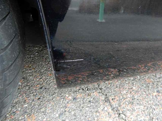 セレナ ハイウェイスター　Ｖセレクション　禁煙車　スマートキー２個　プッシュスタート　両側パワースライドドア　ＨＤＤナビ　フルセグ　ＣＤ　ＤＶＤ　Ｂｌｕｅｔｏｏｔｈ　バックカメラ　フリップダウンモニター　ＥＴＣ（19枚目）