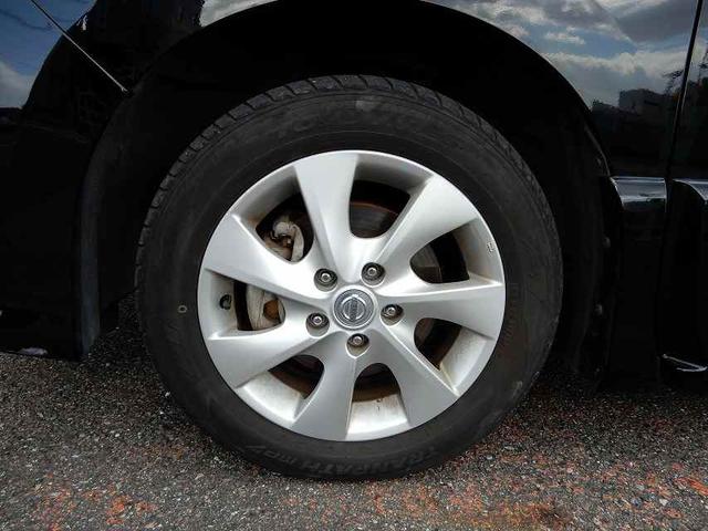 セレナ ハイウェイスター　Ｖセレクション　禁煙車　スマートキー２個　プッシュスタート　両側パワースライドドア　ＨＤＤナビ　フルセグ　ＣＤ　ＤＶＤ　Ｂｌｕｅｔｏｏｔｈ　バックカメラ　フリップダウンモニター　ＥＴＣ（26枚目）