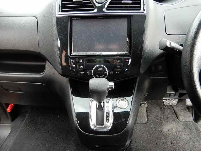 セレナ ハイウェイスター　Ｖセレクション　禁煙車　スマートキー２個　プッシュスタート　両側パワースライドドア　ＨＤＤナビ　フルセグ　ＣＤ　ＤＶＤ　Ｂｌｕｅｔｏｏｔｈ　バックカメラ　フリップダウンモニター　ＥＴＣ（37枚目）