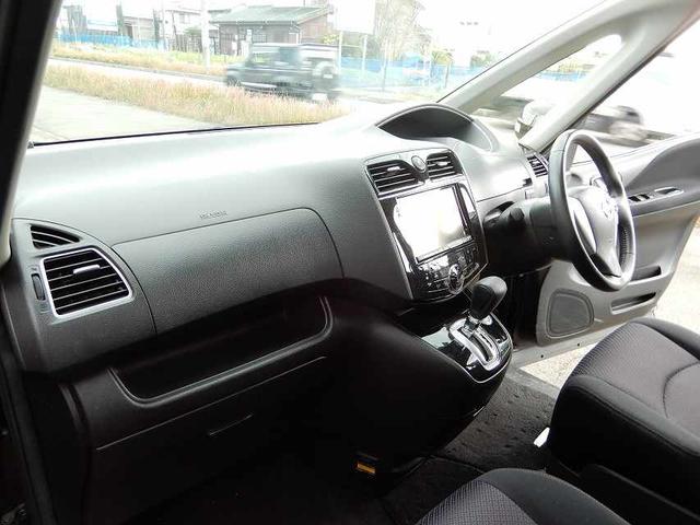セレナ ハイウェイスター　Ｖセレクション　禁煙車　スマートキー２個　プッシュスタート　両側パワースライドドア　ＨＤＤナビ　フルセグ　ＣＤ　ＤＶＤ　Ｂｌｕｅｔｏｏｔｈ　バックカメラ　フリップダウンモニター　ＥＴＣ（51枚目）