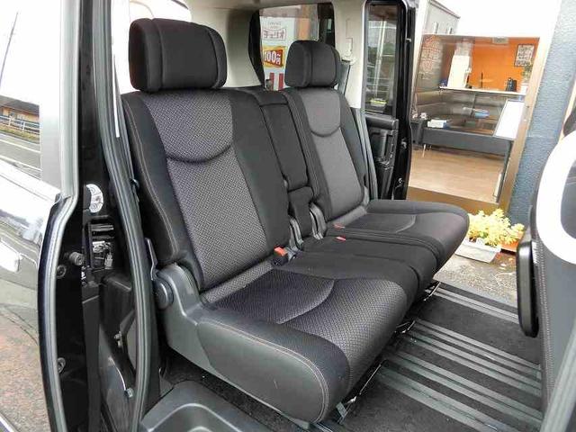 セレナ ハイウェイスター　Ｖセレクション　禁煙車　スマートキー２個　プッシュスタート　両側パワースライドドア　ＨＤＤナビ　フルセグ　ＣＤ　ＤＶＤ　Ｂｌｕｅｔｏｏｔｈ　バックカメラ　フリップダウンモニター　ＥＴＣ（56枚目）