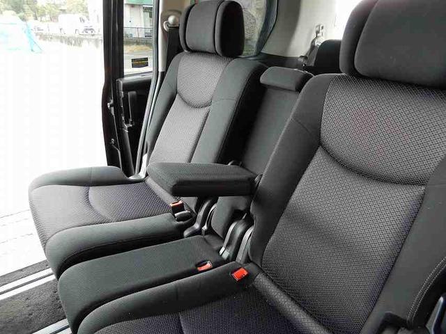 セレナ ハイウェイスター　Ｖセレクション　禁煙車　スマートキー２個　プッシュスタート　両側パワースライドドア　ＨＤＤナビ　フルセグ　ＣＤ　ＤＶＤ　Ｂｌｕｅｔｏｏｔｈ　バックカメラ　フリップダウンモニター　ＥＴＣ（58枚目）