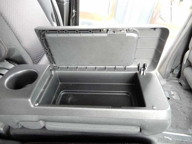 セレナ ハイウェイスター　Ｖセレクション　禁煙車　スマートキー２個　プッシュスタート　両側パワースライドドア　ＨＤＤナビ　フルセグ　ＣＤ　ＤＶＤ　Ｂｌｕｅｔｏｏｔｈ　バックカメラ　フリップダウンモニター　ＥＴＣ（60枚目）