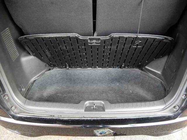 セレナ ハイウェイスター　Ｖセレクション　禁煙車　スマートキー２個　プッシュスタート　両側パワースライドドア　ＨＤＤナビ　フルセグ　ＣＤ　ＤＶＤ　Ｂｌｕｅｔｏｏｔｈ　バックカメラ　フリップダウンモニター　ＥＴＣ（74枚目）