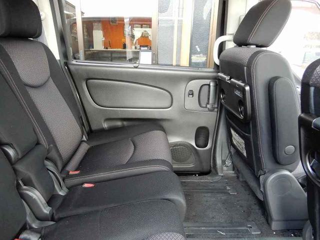 セレナ ハイウェイスター　Ｖセレクション　禁煙車　スマートキー２個　プッシュスタート　両側パワースライドドア　ＨＤＤナビ　フルセグ　ＣＤ　ＤＶＤ　Ｂｌｕｅｔｏｏｔｈ　バックカメラ　フリップダウンモニター　ＥＴＣ（79枚目）