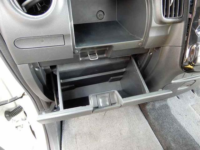 タント カスタムＲＳ　禁煙車　スマートキー　アイドリングストップ　左パワースライドドア　ＳＤナビ　ワンセグ　ＣＤ（28枚目）