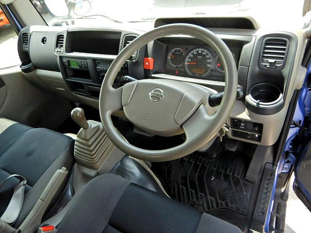 冷蔵冷凍車-30℃ 保冷室有り 2室式 サイドドア 5MT(13枚目)
