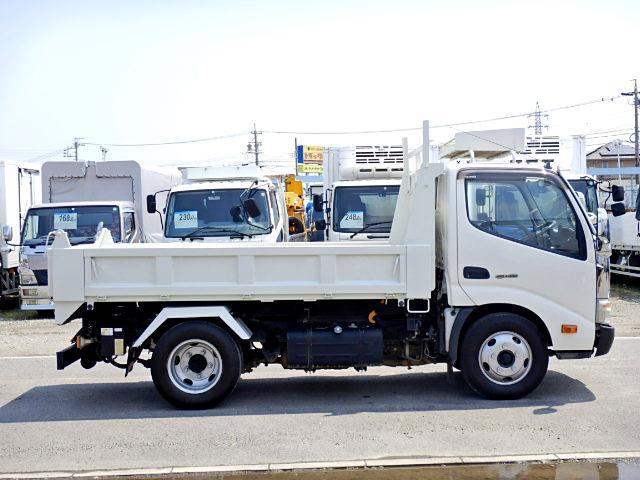 日野 デュトロ