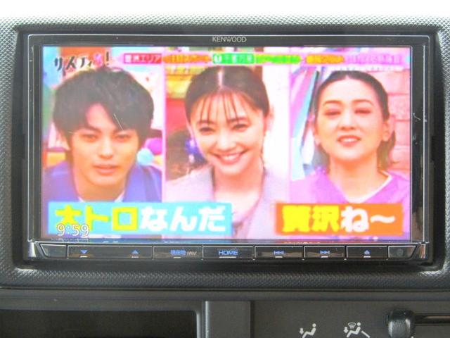 ダイナトラック 　２トン　平ボディー　標準　１０尺　高床　３方開　２段アオリ　床板張り　ナビＴＶ　ＥＴＣ　衝突軽減ブレーキ　横滑防止　車線逸脱警報　あおり延長加工　保証書　取説　２０００ｋｇ　５ＭＴ（20枚目）