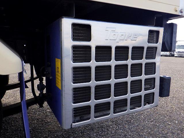 　１．５トン　冷蔵冷凍車　－３０℃　低温　スライドサイドドア　リア観音　左電格ミラー　カラーバックモニター　キーレス　８ナンバー　１５００ｋｇ　２人乗　５ＭＴ(43枚目)
