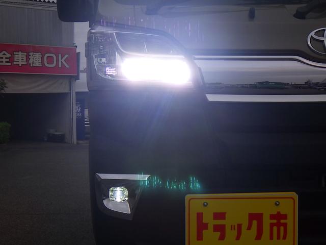 ピクシストラック 　平ボディー　エクストラＳＡＩＩＩｔ　４ＷＤ　ＬＥＤヘッドライト　衝突軽減ブレーキ　彩速ナビ　地デジワンセグＴＶ　Ｂｌｕｅｔｏｏｔｈ　ＣＤ　ＤＶＤ　ドライブレコーダー　スマートキー　３５０ｋｇ　５ＭＴ（3枚目）