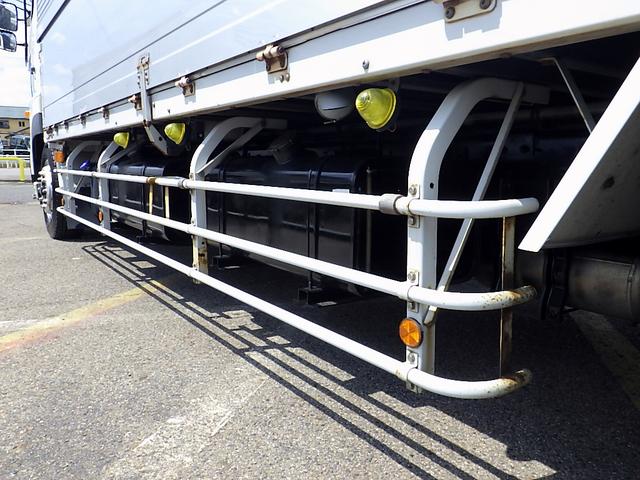 プロフィア 　１２トン　アルミウイング　１０輪　低床　床板張り　床フック９対　リア車高調整付エアサス　左電動格納ミラー　カラーバックモニター　ＥＴＣ２．０　タコグラフ　１２０００ｋｇ　２人乗　７ＭＴ（38枚目）