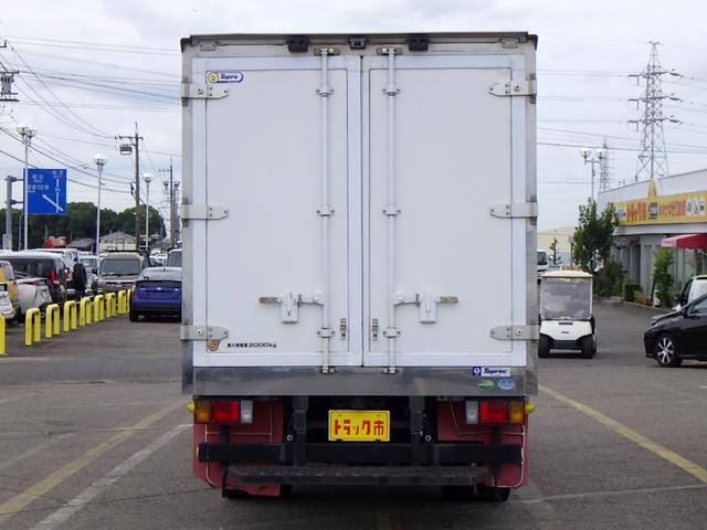 エルフトラック 　２トン　低温冷蔵冷凍車　４ＷＤ　２室式　スタンバイ　ハイキャブ　セミワイドロング　－３０度　荷台床ステンレス　両サイドドア　ＬＥＤサイドマーカー　ＥＴＣ　バックカメラ　２０００ｋｇ　ＡＴ（6枚目）