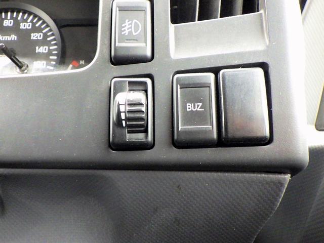 エルフトラック 　２トン　低温冷蔵冷凍車　４ＷＤ　２室式　スタンバイ　ハイキャブ　セミワイドロング　－３０度　荷台床ステンレス　両サイドドア　ＬＥＤサイドマーカー　ＥＴＣ　バックカメラ　２０００ｋｇ　ＡＴ（23枚目）