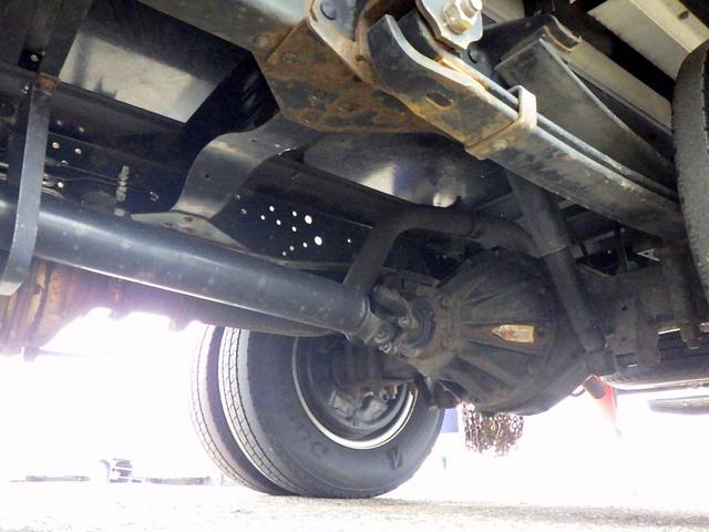 エルフトラック 　２トン　低温冷蔵冷凍車　４ＷＤ　２室式　スタンバイ　ハイキャブ　セミワイドロング　－３０度　荷台床ステンレス　両サイドドア　ＬＥＤサイドマーカー　ＥＴＣ　バックカメラ　２０００ｋｇ　ＡＴ（29枚目）