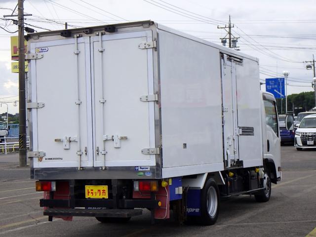 エルフトラック 　２トン　低温冷蔵冷凍車　４ＷＤ　２室式　スタンバイ　ハイキャブ　セミワイドロング　－３０度　荷台床ステンレス　両サイドドア　ＬＥＤサイドマーカー　ＥＴＣ　バックカメラ　２０００ｋｇ　ＡＴ（32枚目）