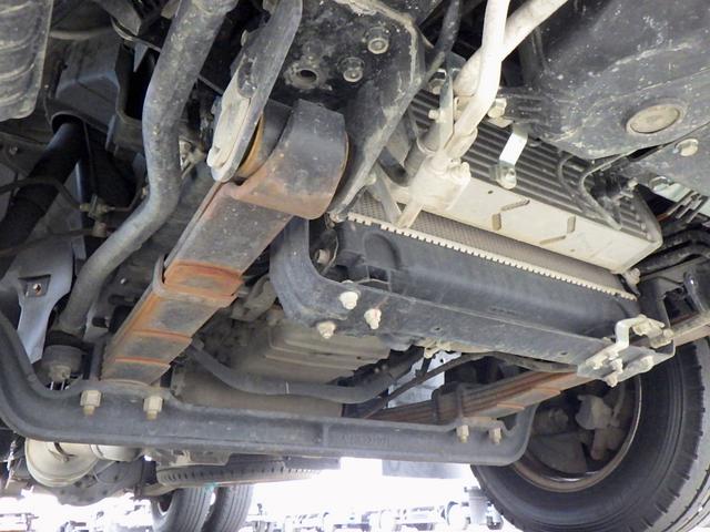 キャンター 　２トン　土砂ダンプ　全低床　カスタムグレード　標準１０尺　３方開　コボレーン　メッキバンパー　衝突軽減ブレーキ　横滑り防止装置　車線逸脱警報　ナビＴＶ　ドラレコ　スマートキー　２０００ｋｇ　５ＭＴ（42枚目）