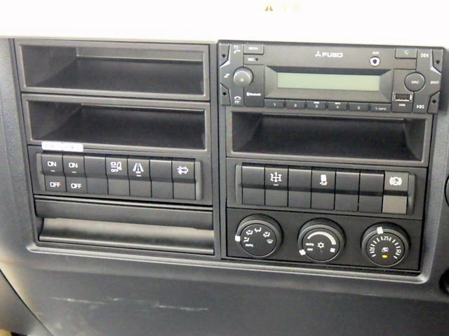 ファイター 　３．５トン　アームロール　脱着装置付きコンテナ専用車　ラダー付きバックステージ　衝突軽減ブレーキ　車線逸脱警報　横滑り防止装置　クルーズコントロール　ミラーヒーター　３５００ｋｇ　６ＭＴ（19枚目）