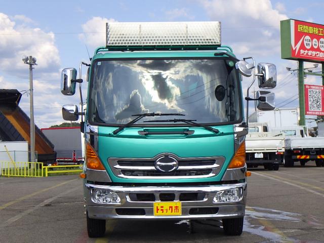 ヒノレンジャー 　３．７トン　脱着装置付きコンテナ専用車　極東開発フックロール　ラジコン　８立米コンテナ付き　ツインホイスト　ルーフラック　ＬＥＤ作業灯　坂道発進補助装置　ＥＴＣ　アルコアＡＷ　３７００ｋｇ　６ＭＴ（3枚目）