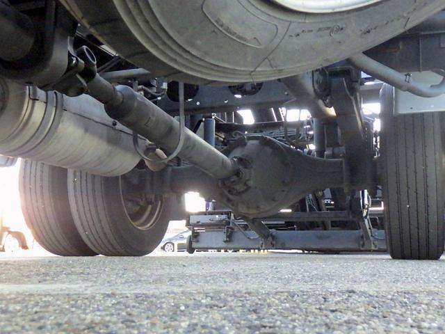 キャンター  3.5トン 1台積みキャリアカー カスタムグレード フルフラット ウインチ ラジコン ステンレス工具箱 純正エアディフレクター 車線逸脱警報 衝突軽減ブレーキ ナビTV ETC 3500kg AT(28枚目)