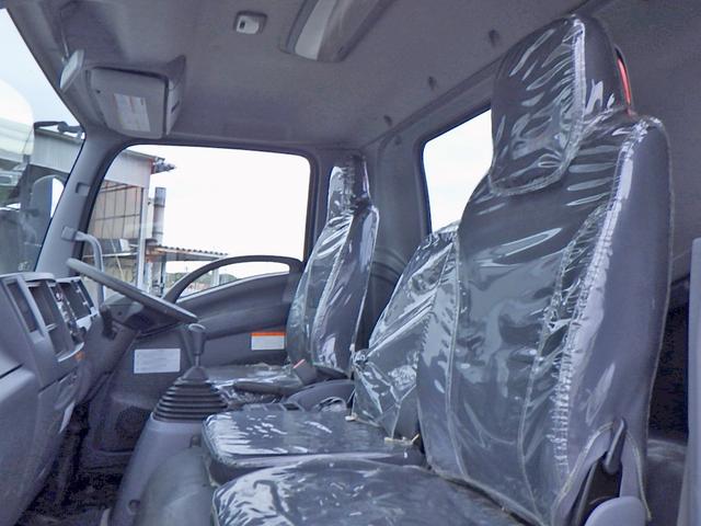 フォワード  2.45トン 4段クレーン付き平ボディー ラジコン フックイン 2.93t吊り 差し違いアウトリガー 左右アオリバランサー ユニック 衝突軽減ブレーキ 坂道発進補助装置 ETC 2450kg 6MT(16枚目)