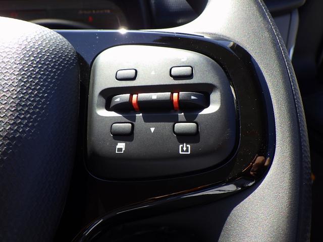 キャンター 2.9トン 平ボディー ワイド超ロング 現行モデル 10インチ液晶メーター 左右アオリバランサー 磁気サスシート 衝突軽減ブレーキ 車線逸脱警報 交通標識認識機能 バックモニター 2900kg AT(21枚目)