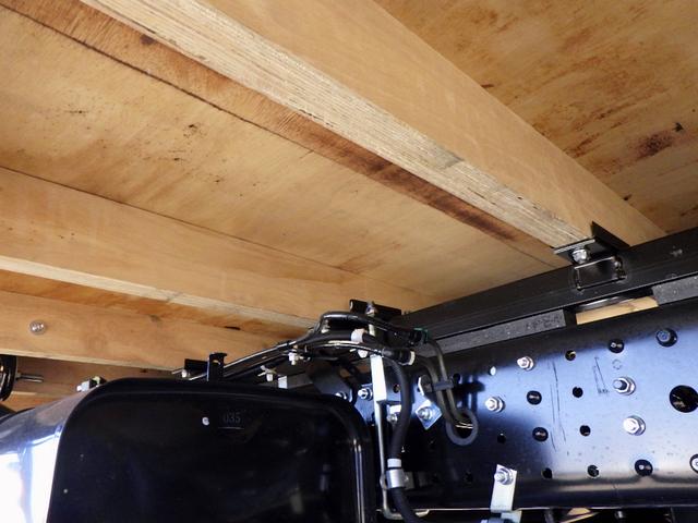 キャンター 2.9トン 平ボディー ワイド超ロング 現行モデル 10インチ液晶メーター 左右アオリバランサー 磁気サスシート 衝突軽減ブレーキ 車線逸脱警報 交通標識認識機能 バックモニター 2900kg AT(32枚目)