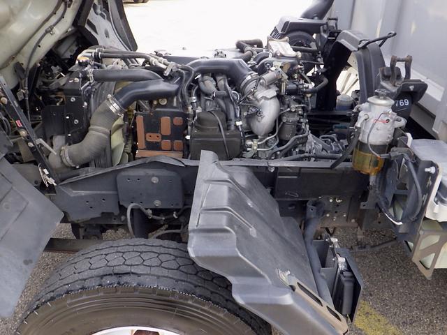 フォワード 2.75トン アルミウイング 620 標準幅 ラッシングレール2段 床木製 引き出しフック5対 左右あおり開閉補助 リア車高調整付エアサス メッキパーツ 衝突被害軽減ブレーキ バックモニター ETC(34枚目)