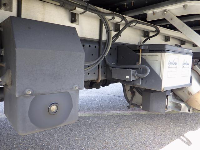 フォワード 2.75トン アルミウイング 620 標準幅 ラッシングレール2段 床木製 引き出しフック5対 左右あおり開閉補助 リア車高調整付エアサス メッキパーツ 衝突被害軽減ブレーキ バックモニター ETC(50枚目)