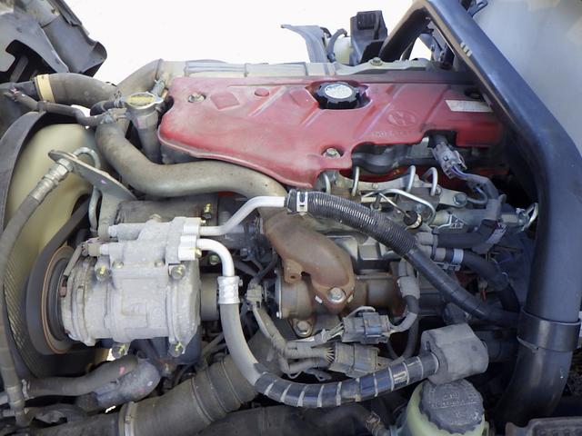 ダイナトラック 2トン 冷蔵冷凍車 -22℃から35℃設定 標準キャビン 荷台セミワイド10尺 4WD 左スライドドア 荷台床ステンレス 樹脂製スノコ 衝突軽減 車線逸脱警報 保証書 2000kg 3人乗 5MT(44枚目)