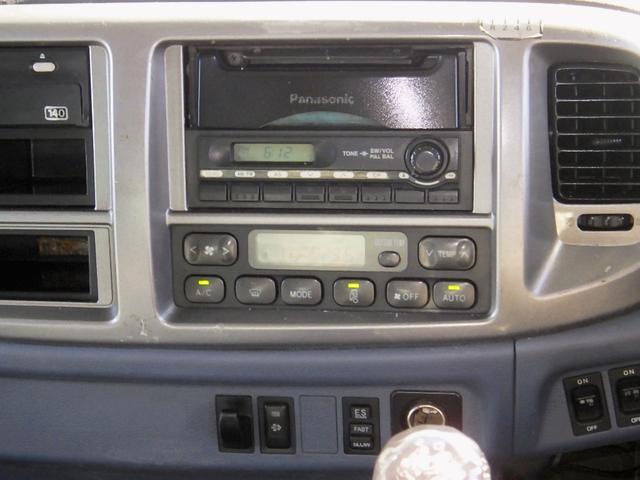 ヒノレンジャー 　４．９トン　３段クレーン　グラップル付　増トン　スクラップ運搬車　トップシート　ＨＡＲＤＯＸコンテナ　総荷重２．９８ｔ／２．９ｍ　　作業半径７．６２ｍ　坂道補助　保証書　４９００ｋｇ　６ＭＴ（21枚目）