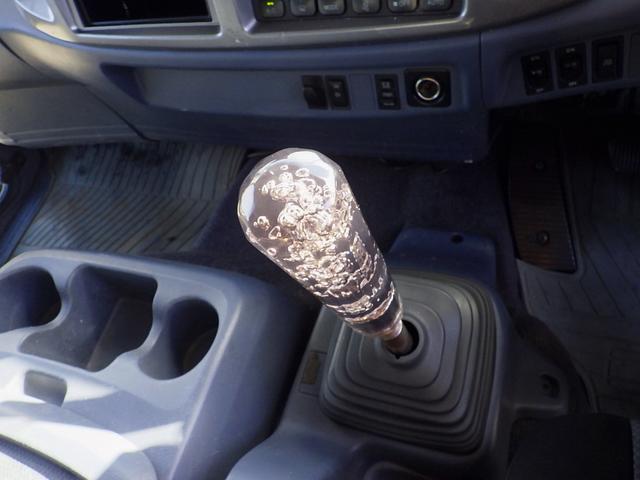 ヒノレンジャー 　４．９トン　３段クレーン　グラップル付　増トン　スクラップ運搬車　トップシート　ＨＡＲＤＯＸコンテナ　総荷重２．９８ｔ／２．９ｍ　　作業半径７．６２ｍ　坂道補助　保証書　４９００ｋｇ　６ＭＴ（23枚目）