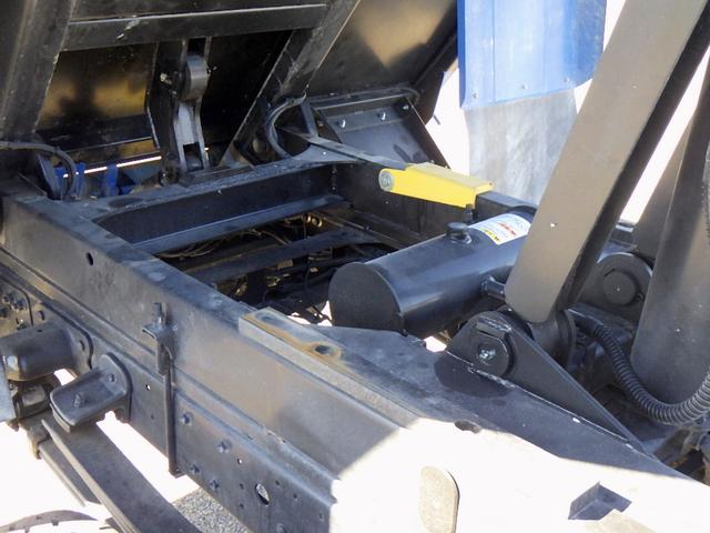 デュトロ ダンプ 3.7トン Lゲートダンプ 新明和 電動コボレーン LEDヘットランプ クラリオンモニター・Bカメラ カロッツェリアナビ地デジ ドラレコ 衝突軽減 坂道補助 保証書 3700kg 3人乗 6MT(15枚目)