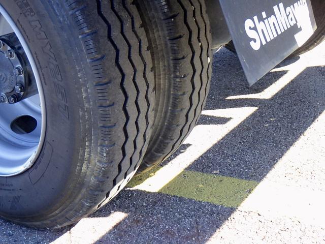 デュトロ ダンプ 3.7トン Lゲートダンプ 新明和 電動コボレーン LEDヘットランプ クラリオンモニター・Bカメラ カロッツェリアナビ地デジ ドラレコ 衝突軽減 坂道補助 保証書 3700kg 3人乗 6MT(48枚目)