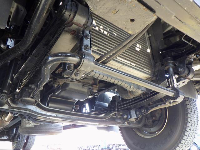 ヒノレンジャー 　３．７トン　平ボディー　アルミＨｉブロック　標準キャブ　荷台標準幅　６００ボディー　リアエアサス　床板　あおり開閉補助装置　荷台埋込みフック１４対　スタンション穴３個　保証書　３７００ｋｇ　６ＭＴ（44枚目）