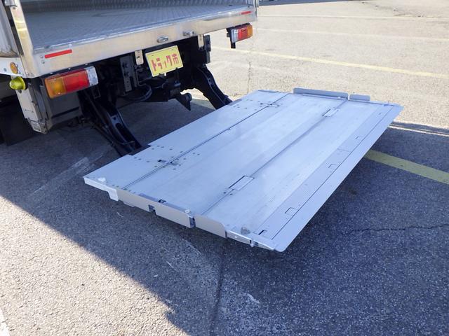 デュトロ ベースグレード 2トン 保冷バン ワイドロング 格納パワーゲート リモコン 床アルミ縞板張り サイドマーカー3対 LEDヘッドライト 衝突被害軽減ブレーキ バックモニター 保証書 取説 2000kg 3人乗 6MT(24枚目)