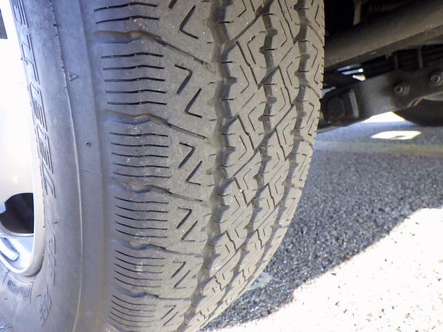 デュトロ ベースグレード 2トン 保冷バン ワイドロング 格納パワーゲート リモコン 床アルミ縞板張り サイドマーカー3対 LEDヘッドライト 衝突被害軽減ブレーキ バックモニター 保証書 取説 2000kg 3人乗 6MT(47枚目)