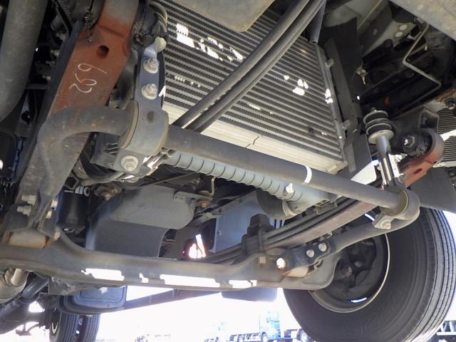 ヒノレンジャー 4.2トン 平ボディー 標準 580 床板張り 左右アオリバランサー ロープ通し穴4対 埋込フック4対 坂道発進補助装置 室内蛍光灯 運転席天井コンソール 純正ラジオ ETC 4200kg 6MT(39枚目)